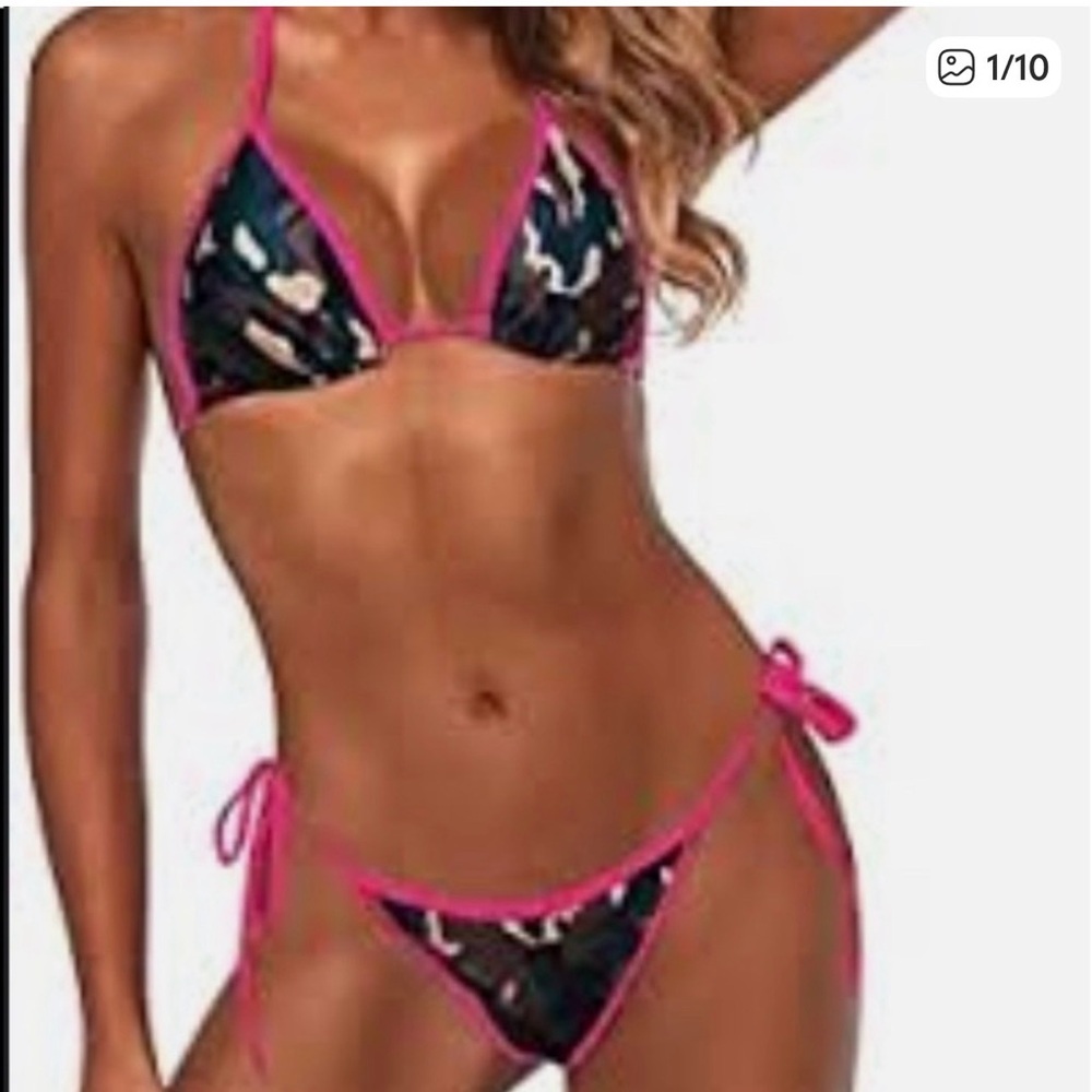 1687  NWT  Triangle Bikini Set - Black Camo with Pink Trim